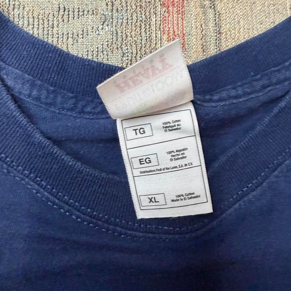 Fruit-of-the-loom Men's Navy and Blue T-shirt - Picture 4 of 5